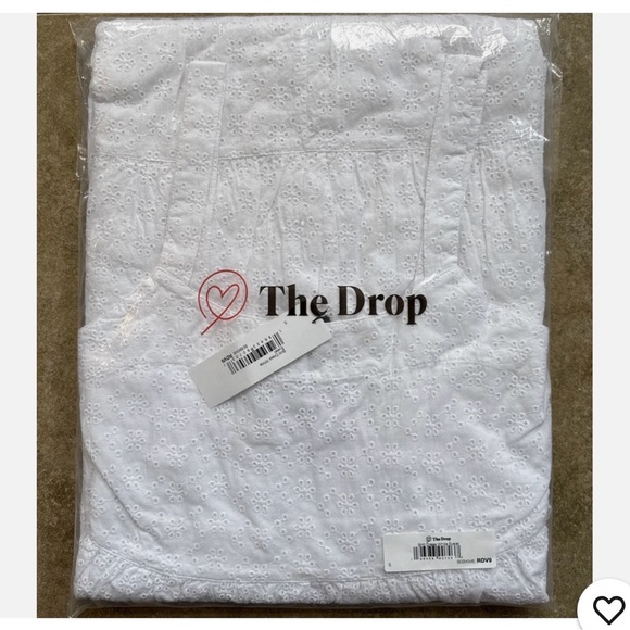 Elegant White Maxi Dress - Picture 4 of 5